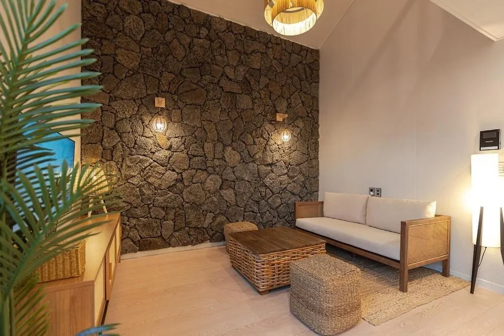 Casa de hóspedes Jeju At Aewol Forest 402